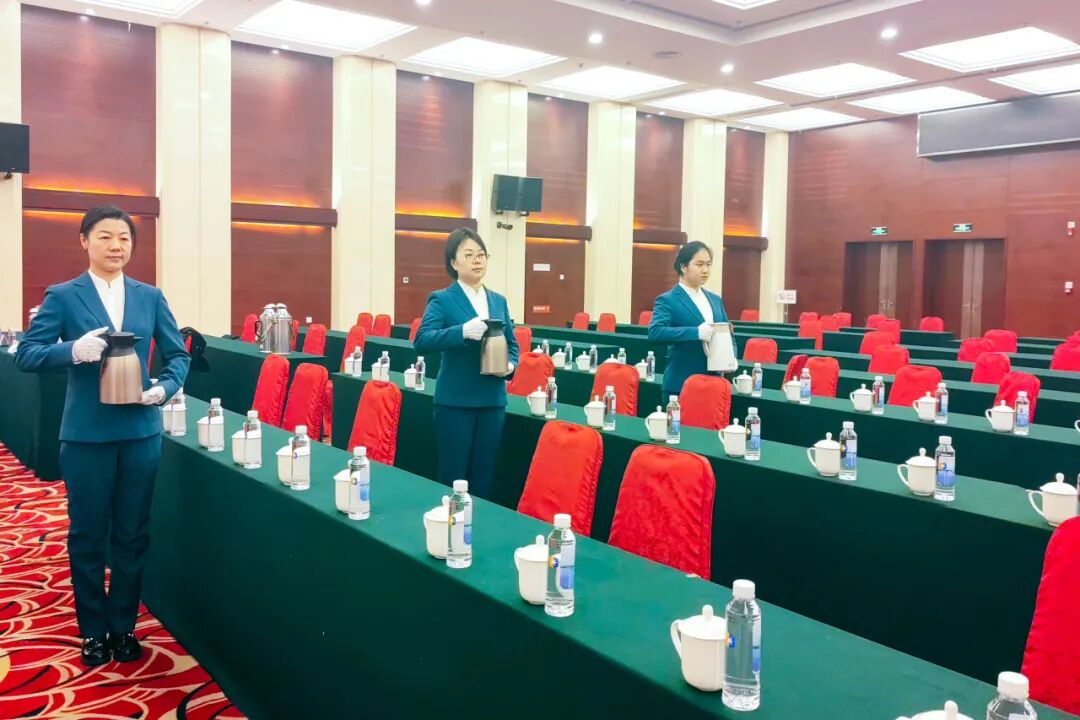 以最高标准，全力护航，打造卓越会议服务新标杆